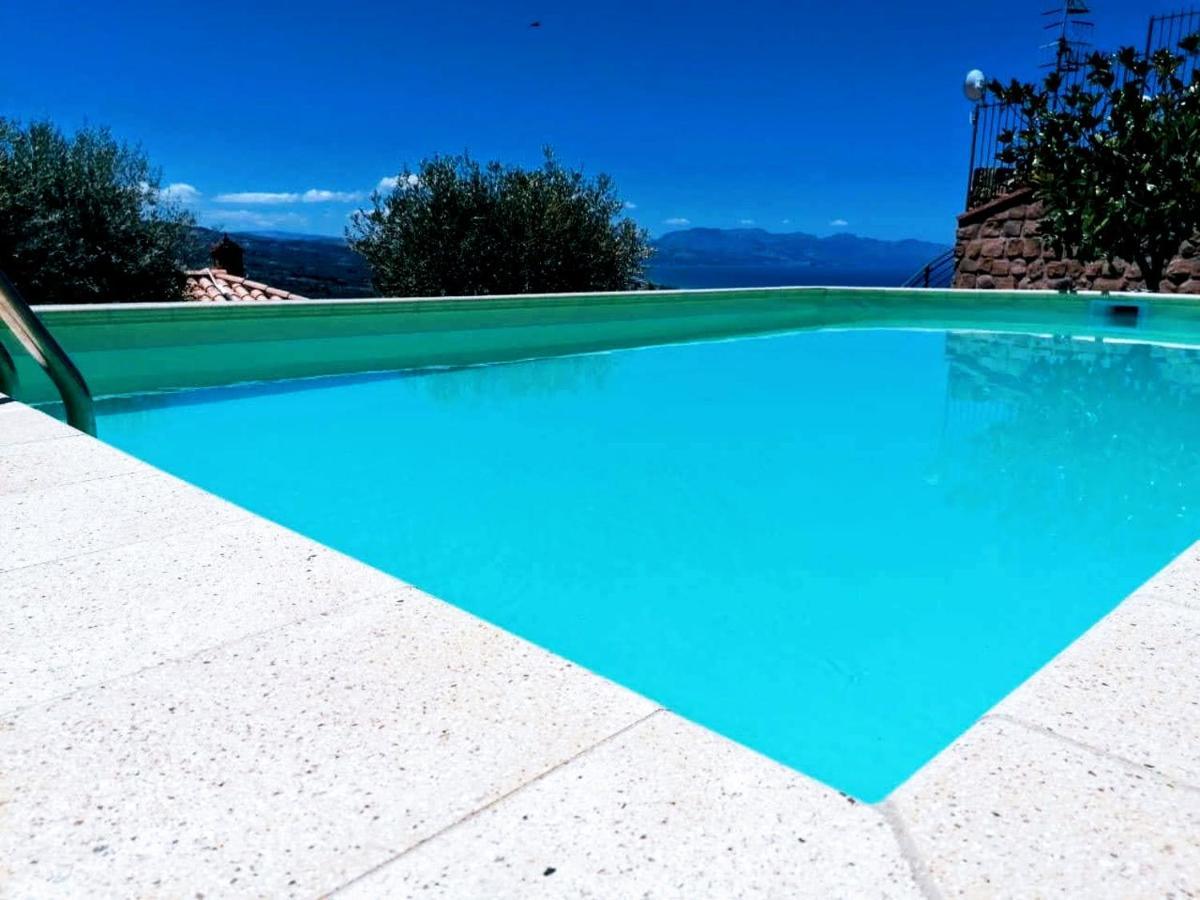 Villa Verde تْشيفالو المظهر الخارجي الصورة