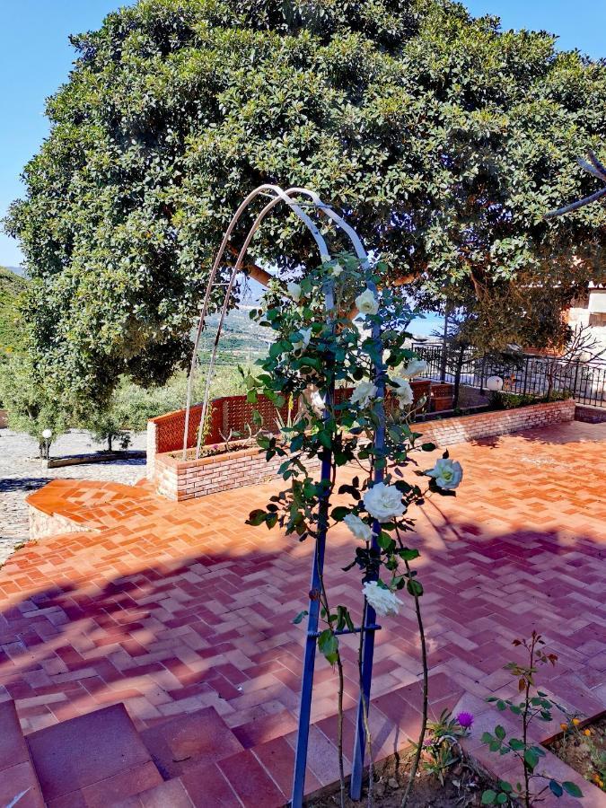 Villa Verde تْشيفالو المظهر الخارجي الصورة